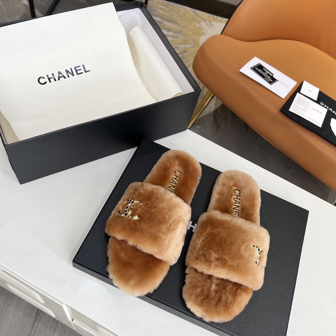 Cha Rabbit fur slippers