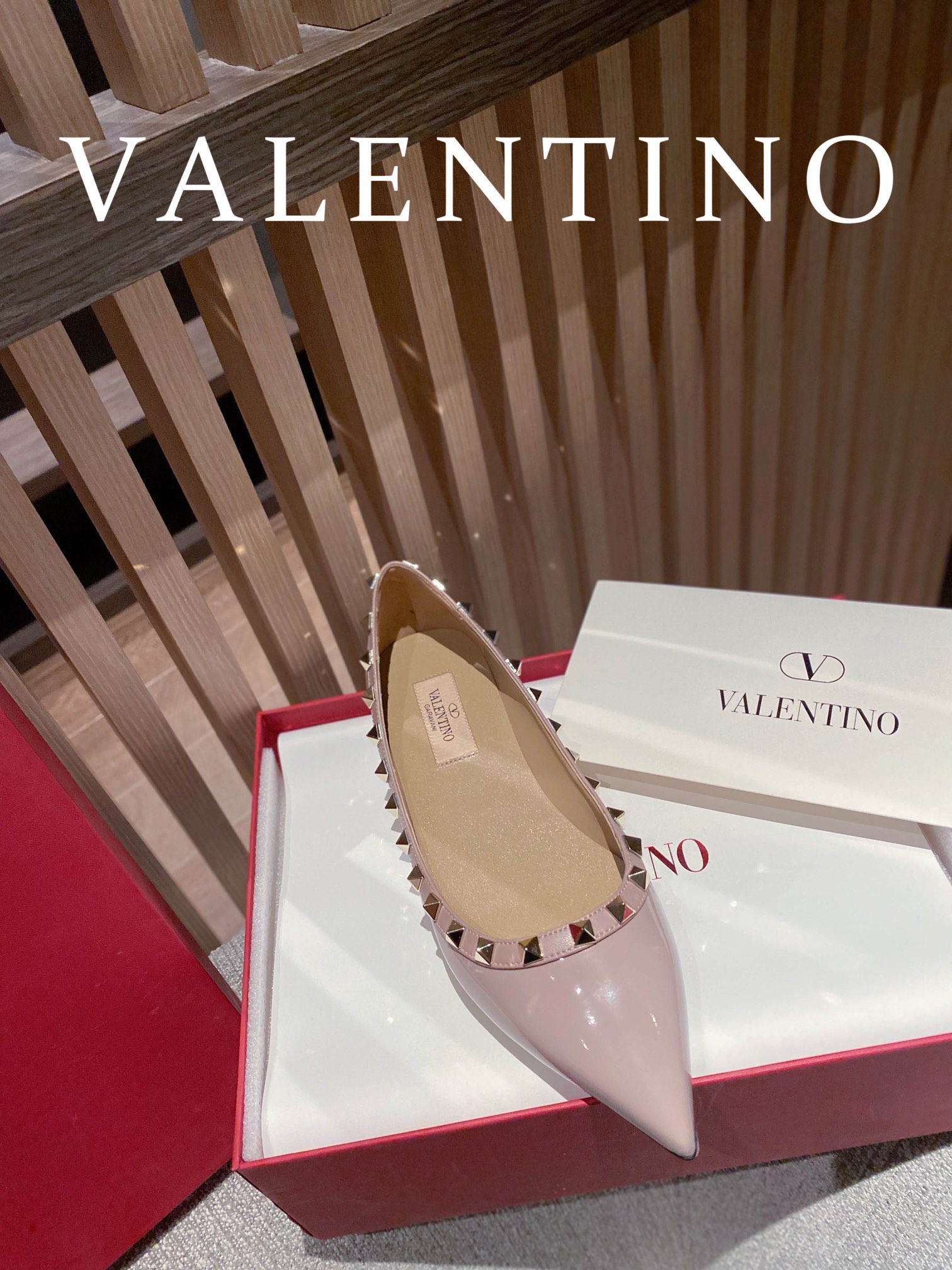 Valentino Flat shoes