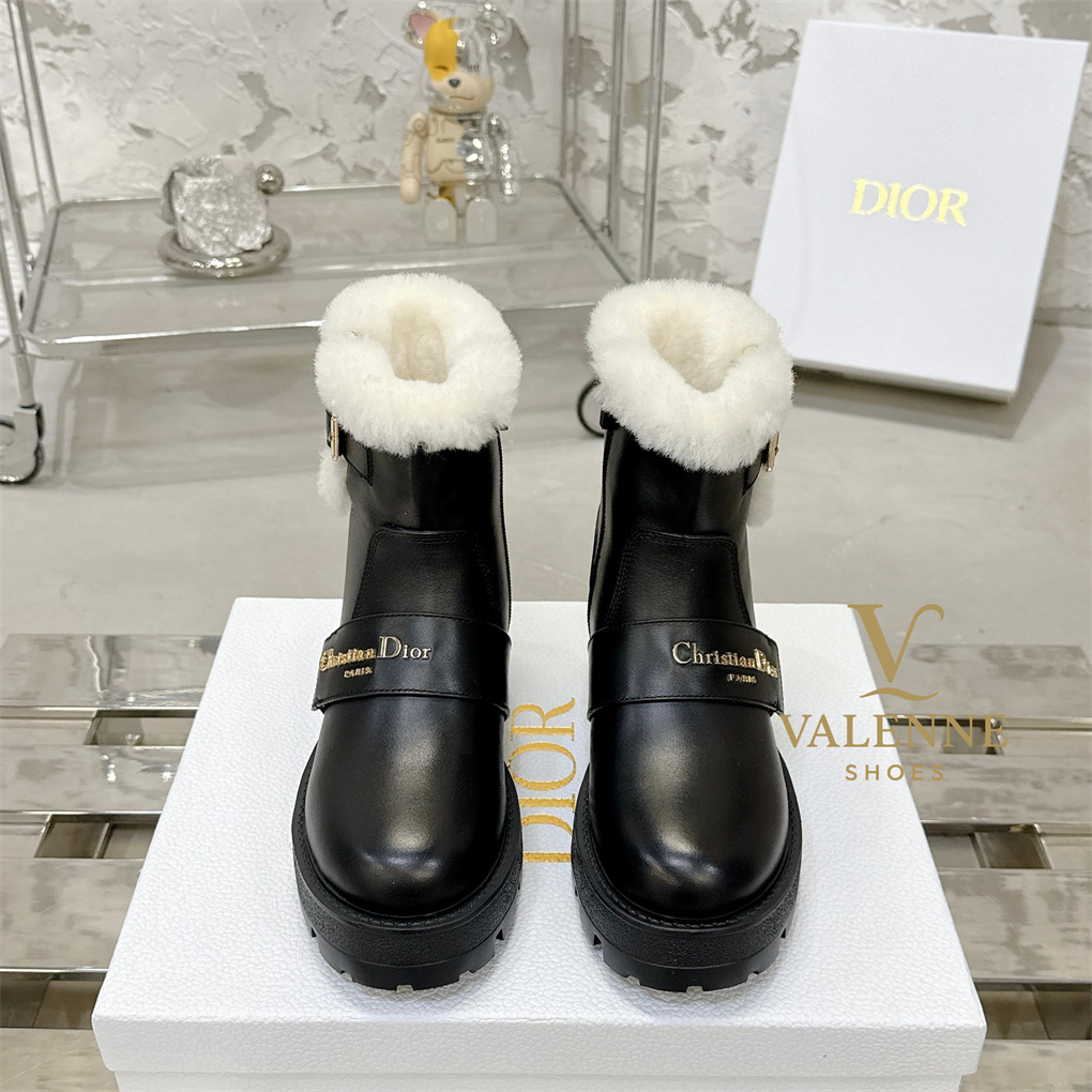 Dior D-Major Wool Flat Boots
