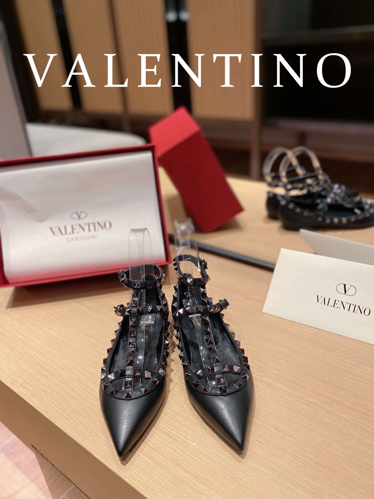 Valentino Flat shoes