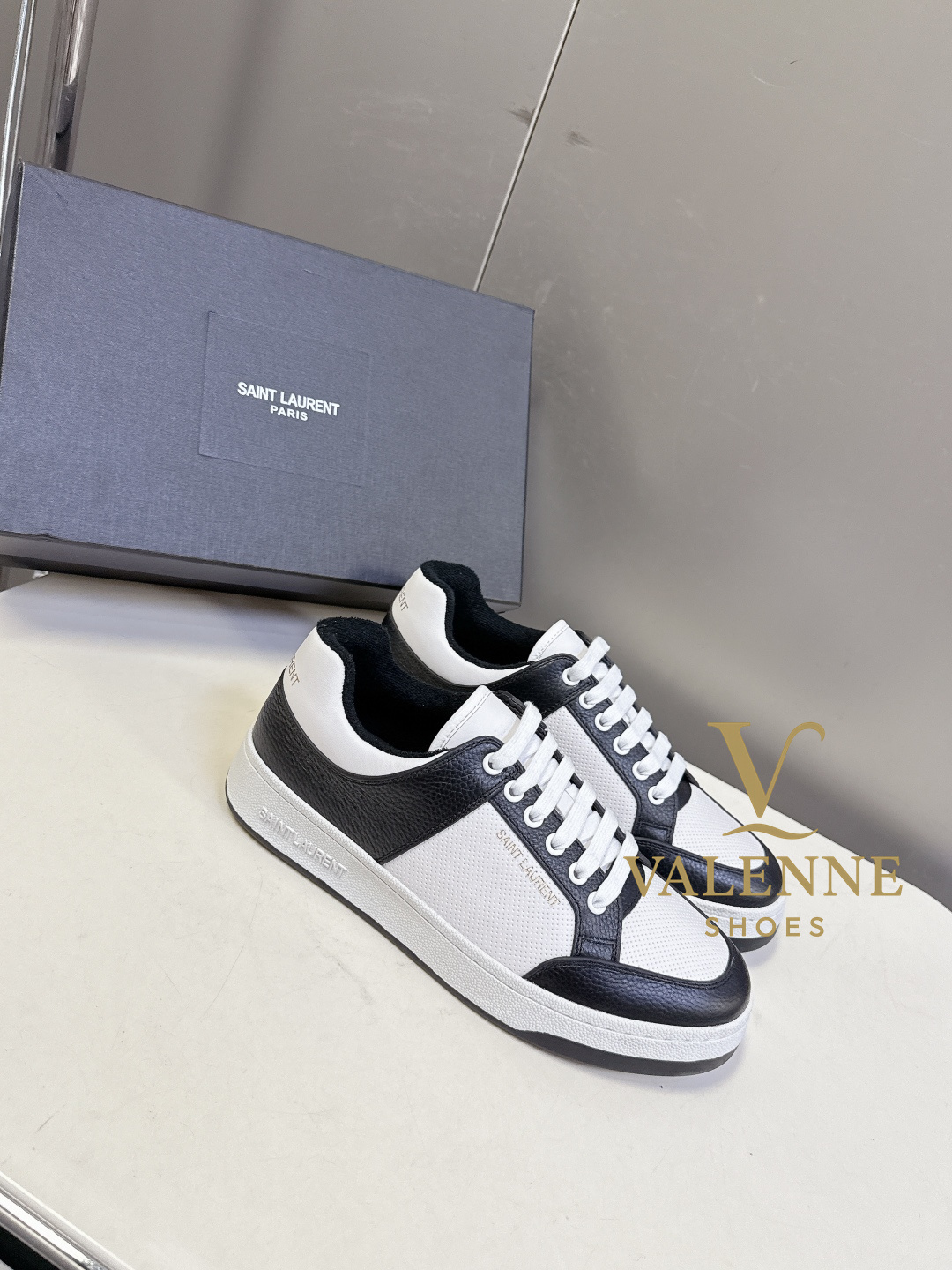 YSL Flat Casual Shoes Yves Saint Laurent