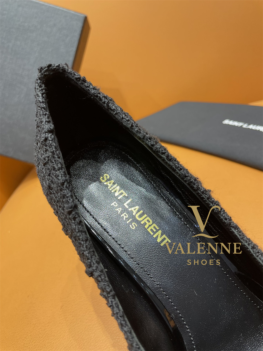 YSL Yves Saint Laurent Pointed-toe high heels