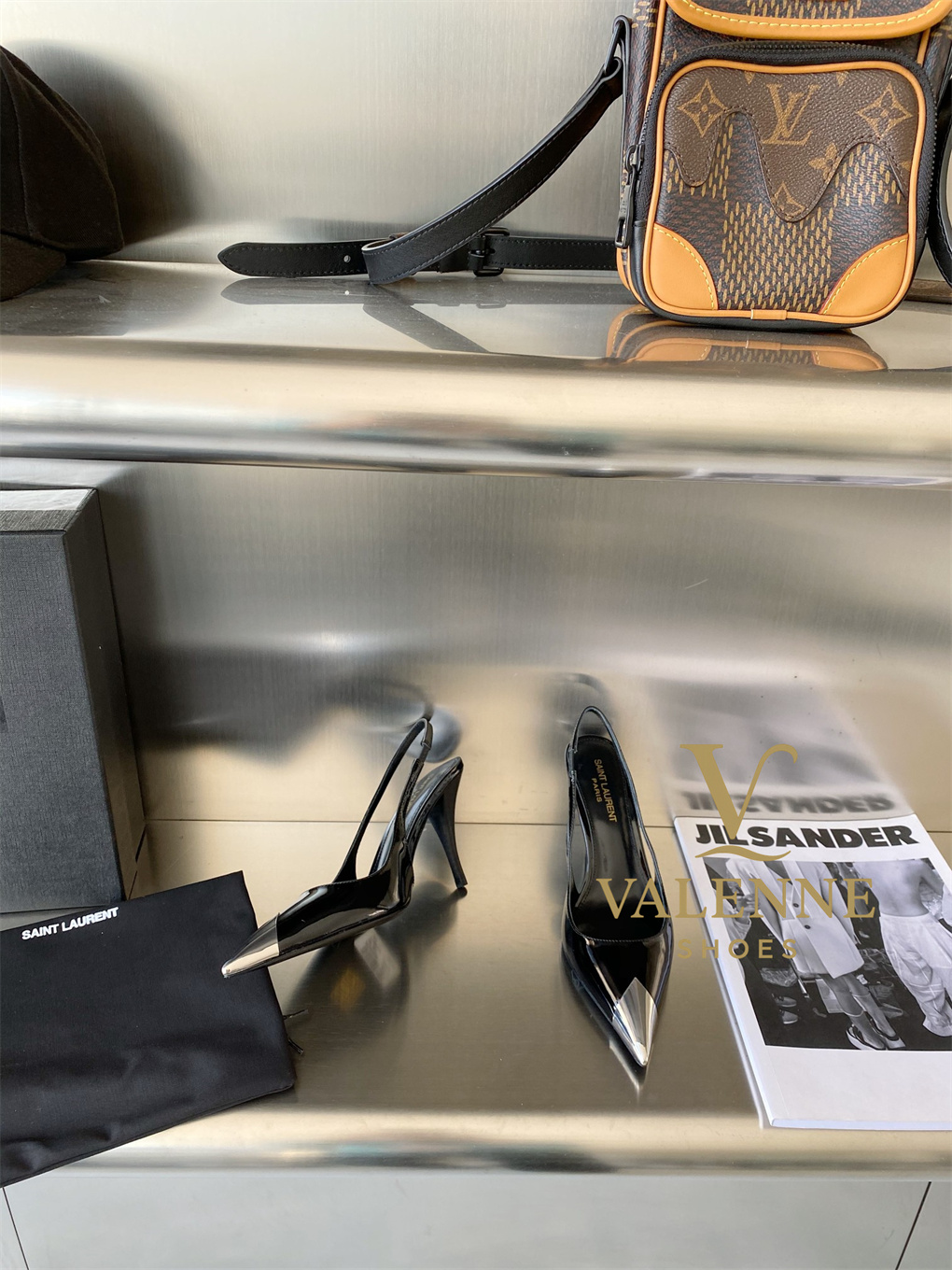 YSL Yves Saint Laurent Pointed-toe high heels