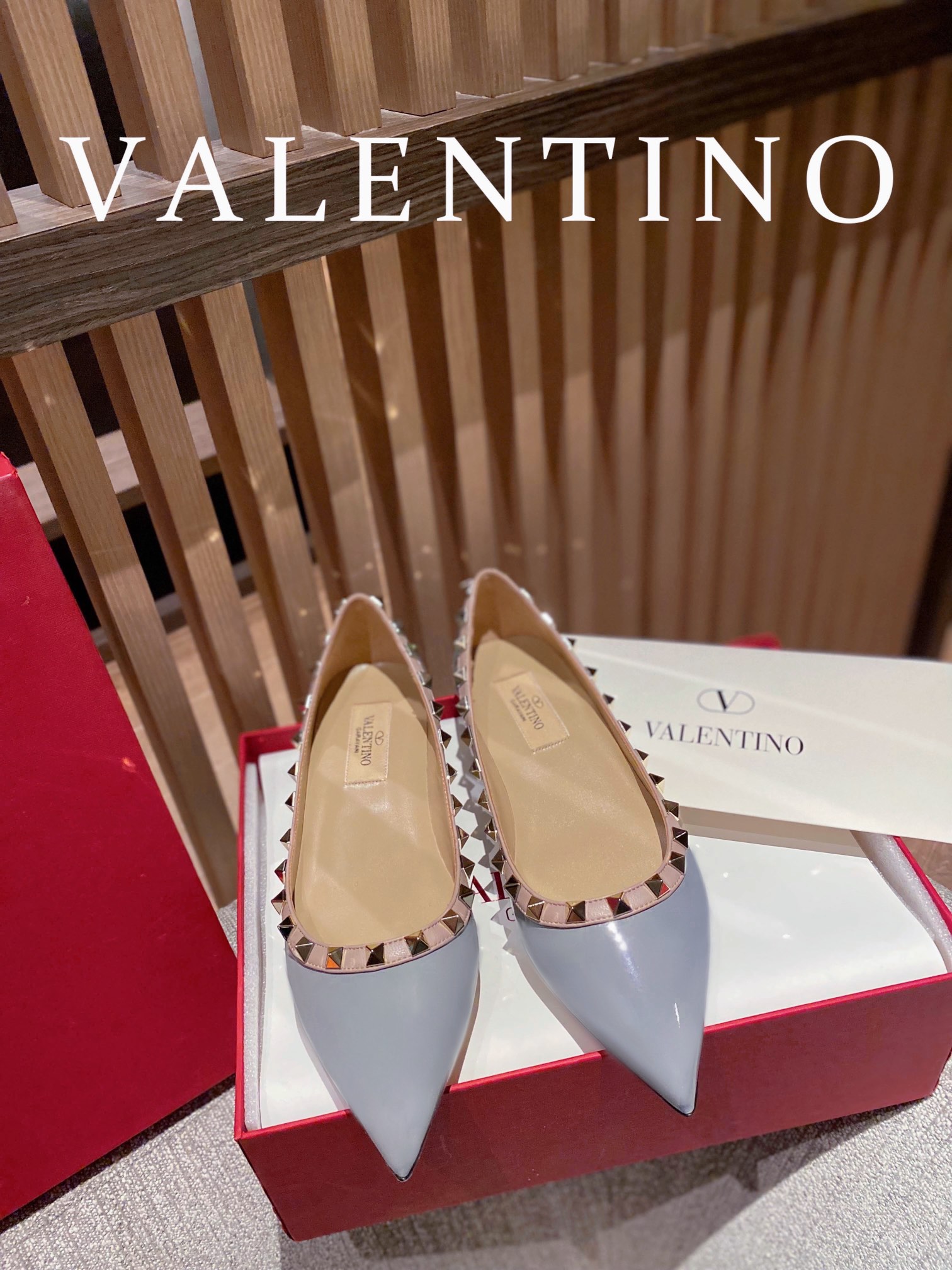 Valentino Flat shoes