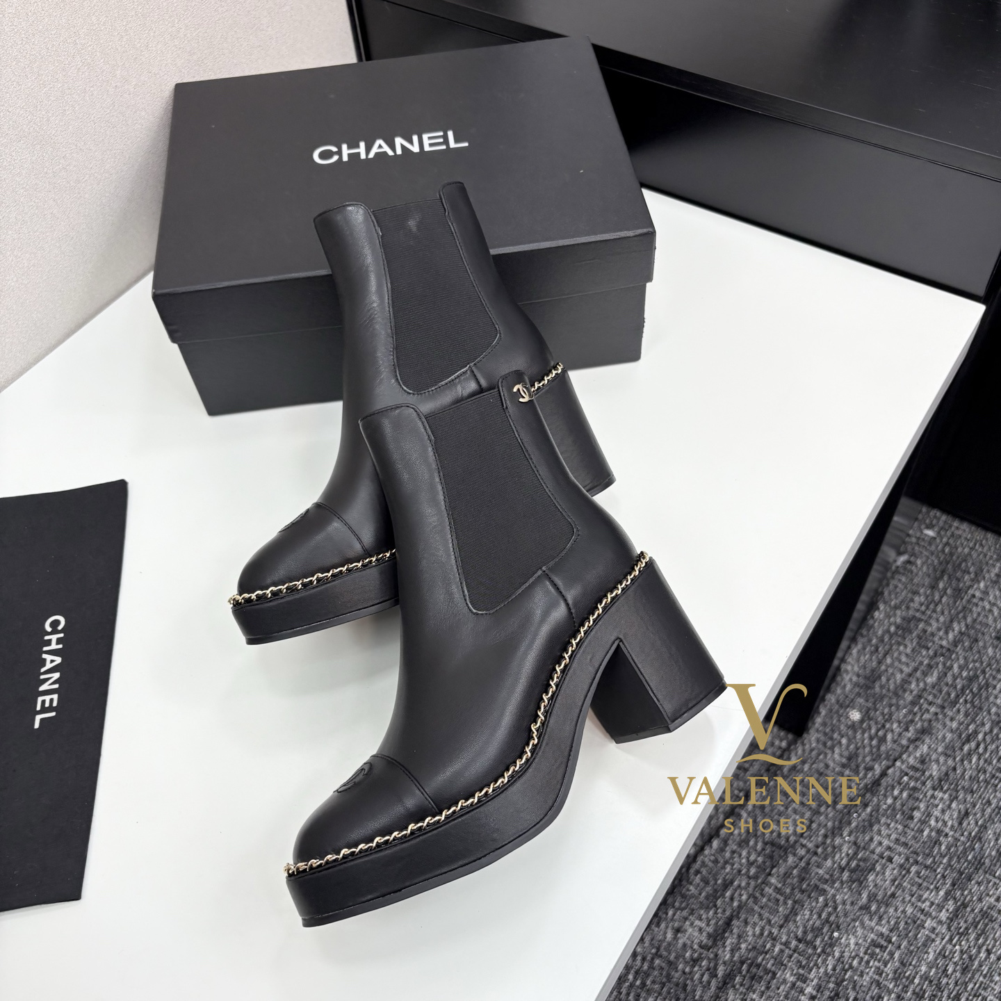 Cha Black High heels Boots Glossy leather