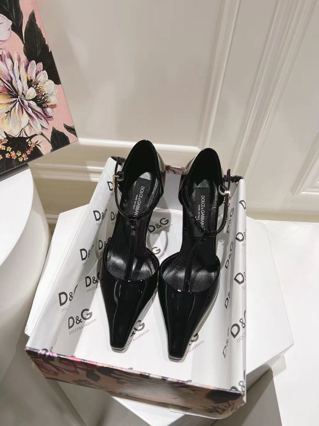 DG Dolce&Gabbana Mid-heel Shoes