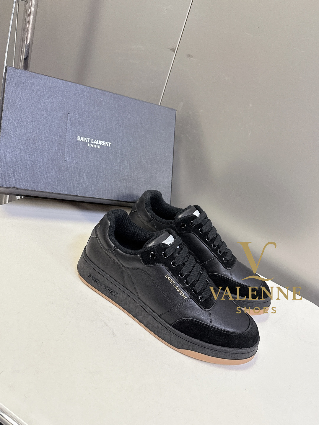 YSL Flat Casual Shoes Yves Saint Laurent