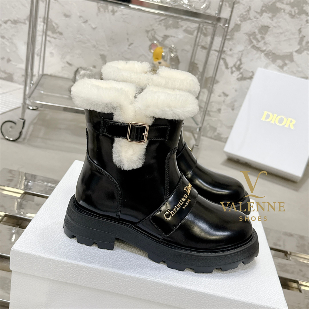 Dior D-Major Wool Flat Boots