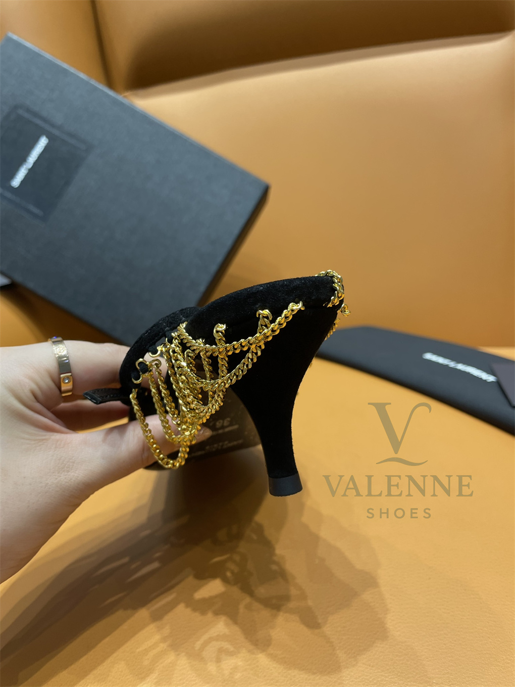 YSL Yves Saint Laurent Pointed-toe Mid-heel Shoes