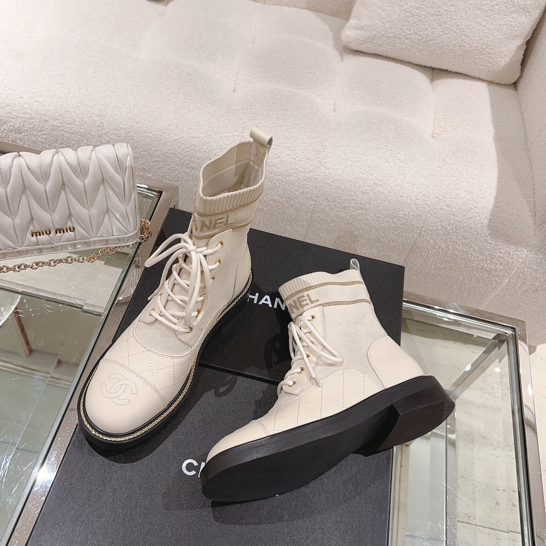 Cha Knitted lace-up booties