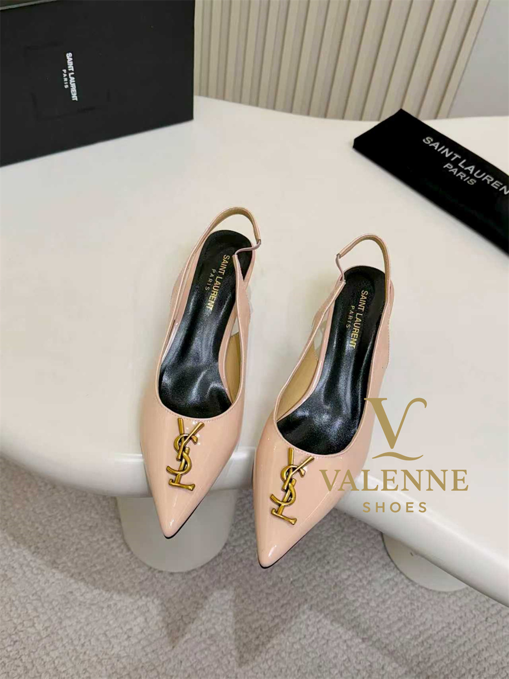 YSL Yves Saint Laurent Pointed-Toe Mid-heel Shoes