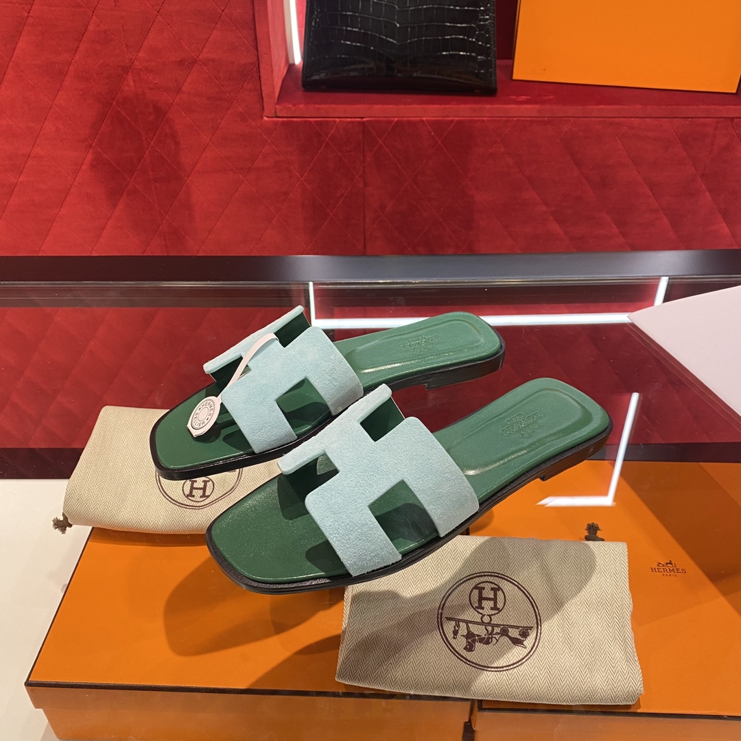 Hermes Slipper