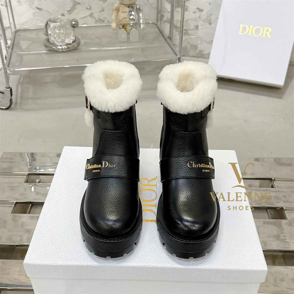 Dior D-Major Wool Flat Boots