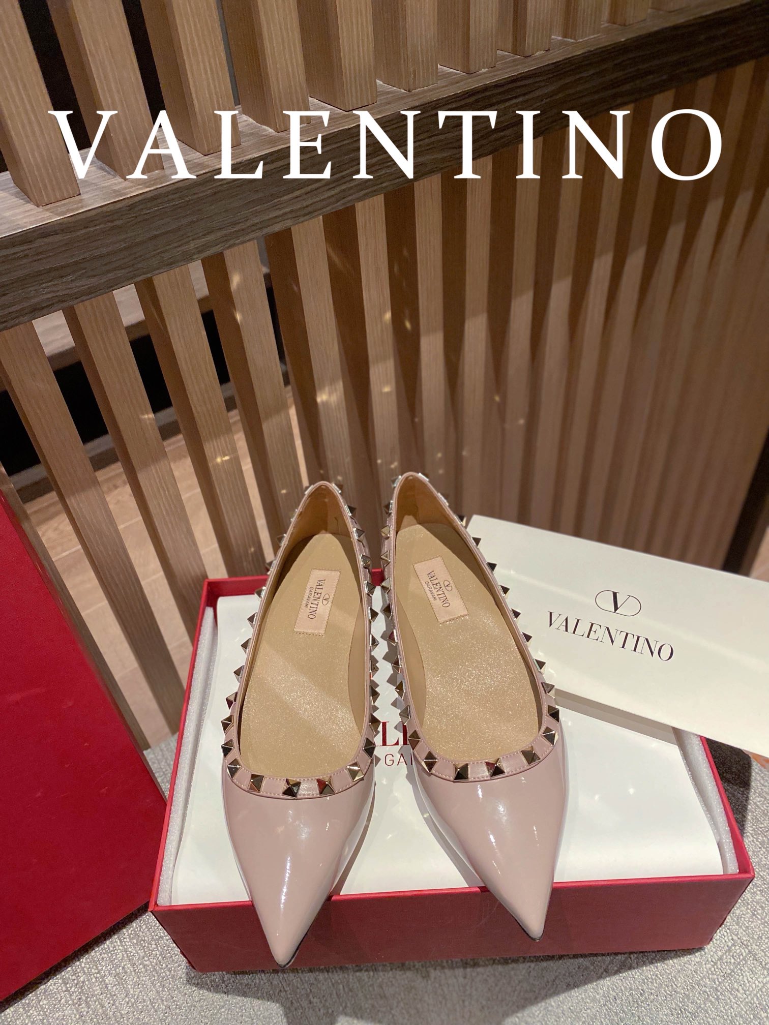 Valentino Flat shoes