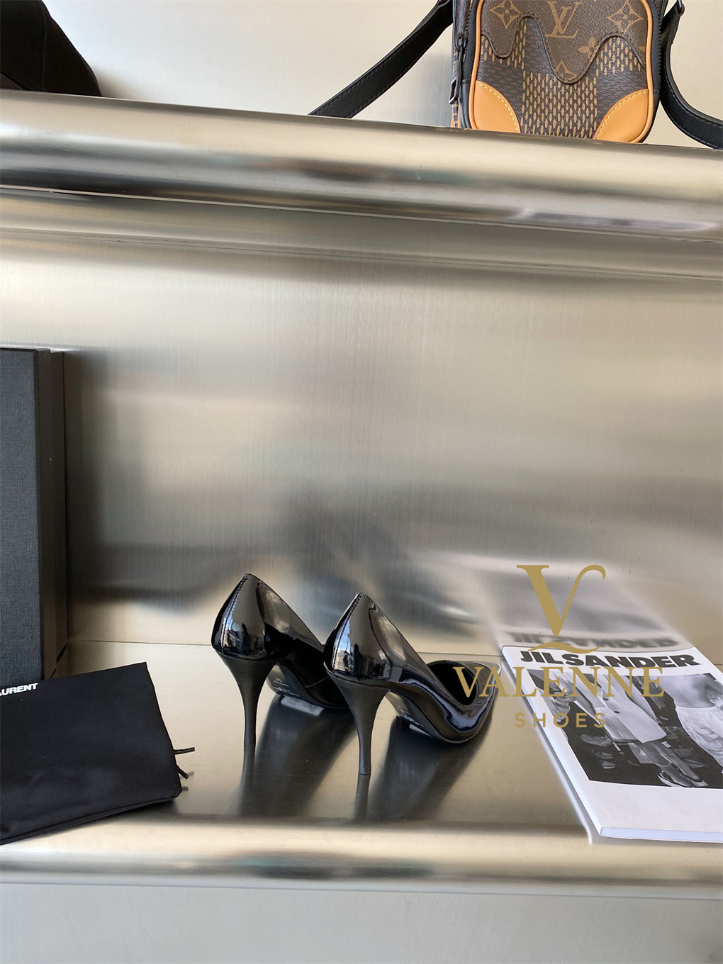 YSL Yves Saint Laurent Pointed-toe high heels